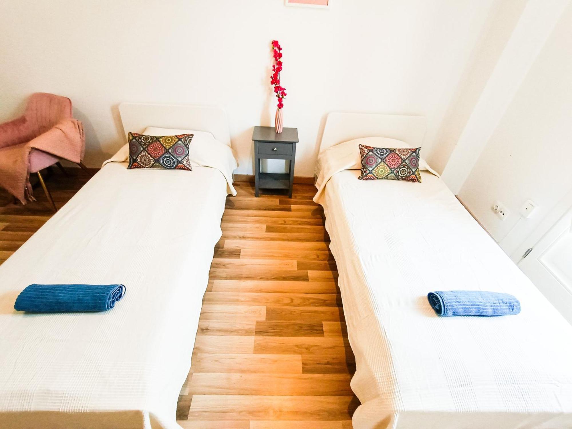 Private Rooms By La Rambla Barcelona Exterior foto